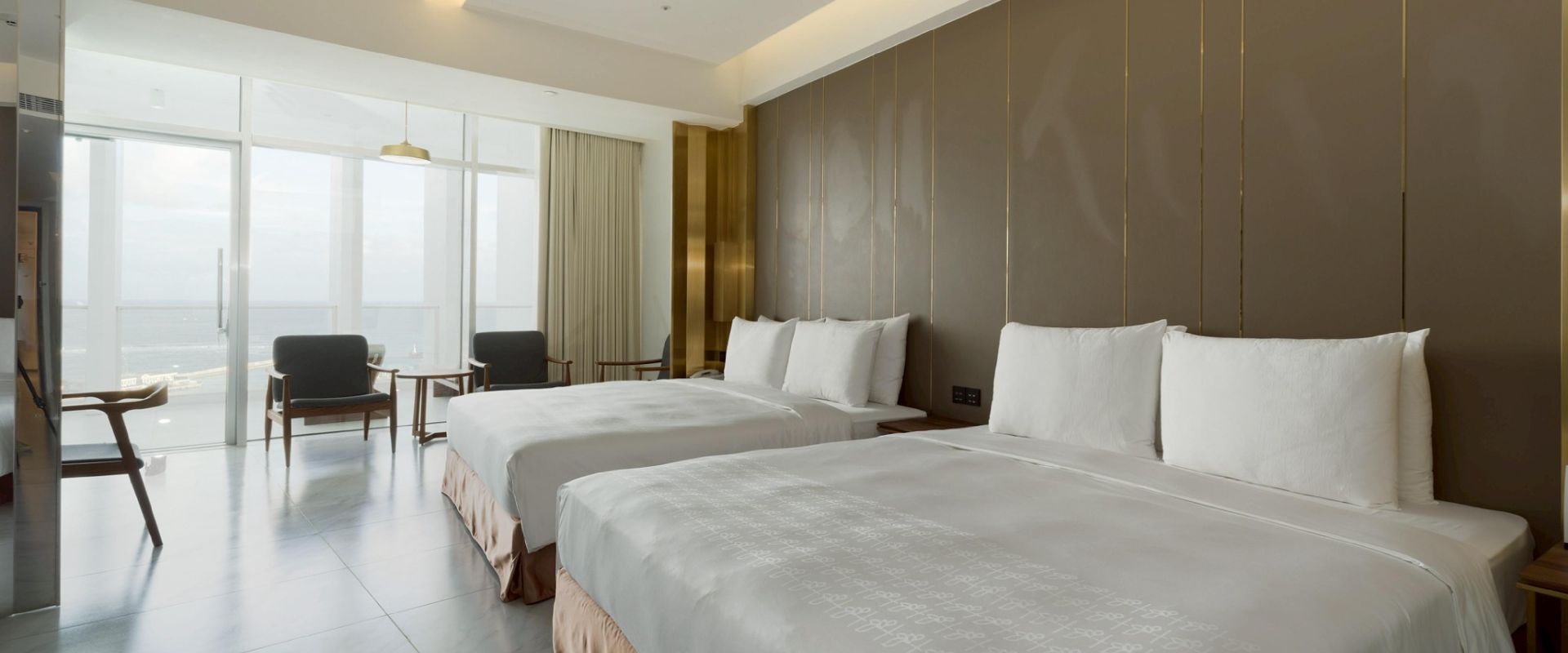 尊爵海景家庭房